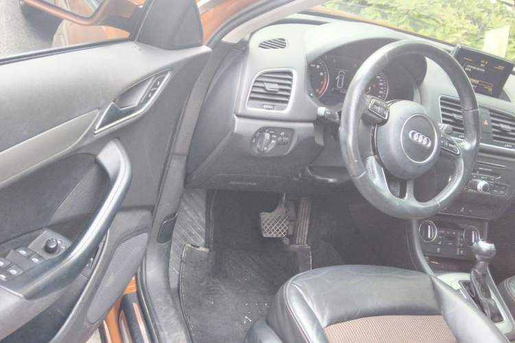 Used Audi Q3 2017 30 TFSI Fashion Model Driver Seat