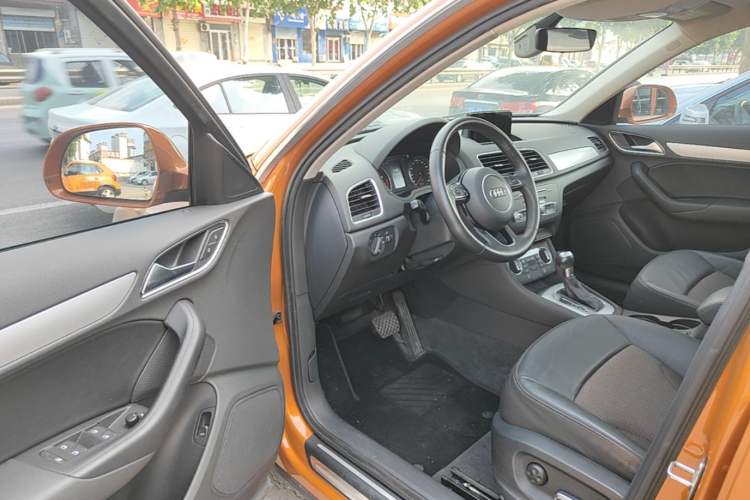 Used Audi Q3 2017 35 TFSI Fashion Model Driver Seat