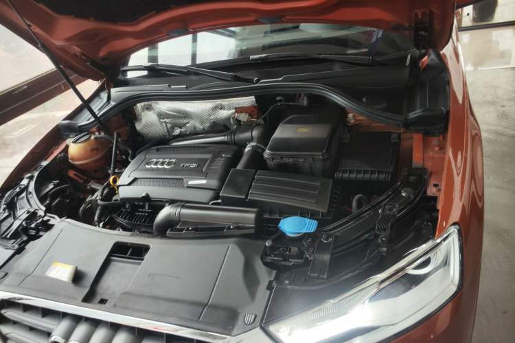 Used Audi Q3 2017 35 TFSI Fashion Model Engine Bay