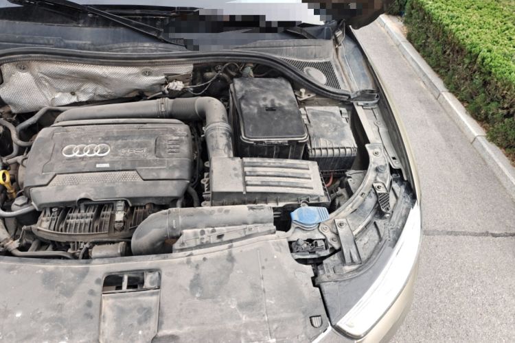 Used Audi Q3 2017 35 TFSI Fashion Model Engine Bay Left