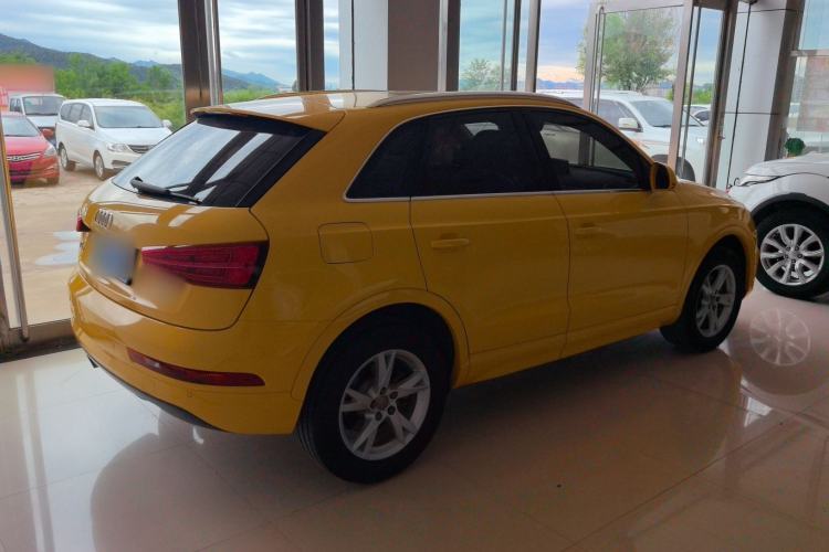 Used Audi Q3 2017 30 TFSI Fashion Model Exterior 2