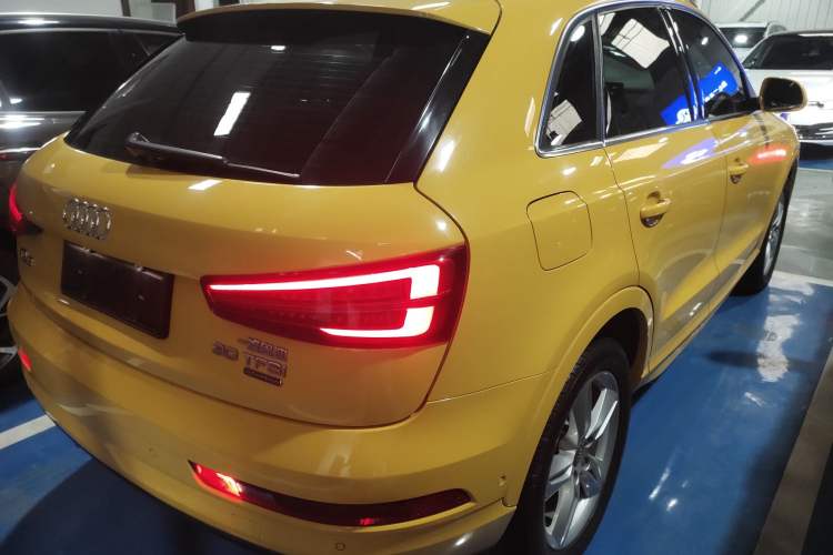 Used Audi Q3 2017 30 TFSI Fashion Model Exterior 5