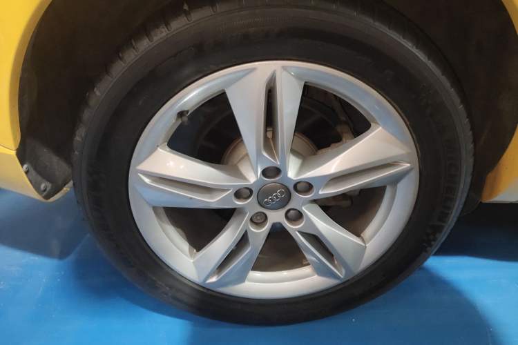 Used Audi Q3 2017 30 TFSI Fashion Model Exterior 8