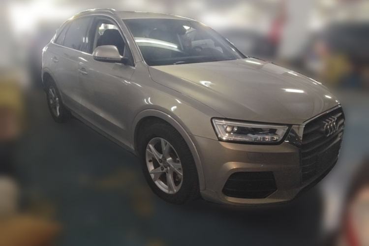 Used Audi Q3 2017 35 TFSI Fashion Model Front Right 45 Deg
