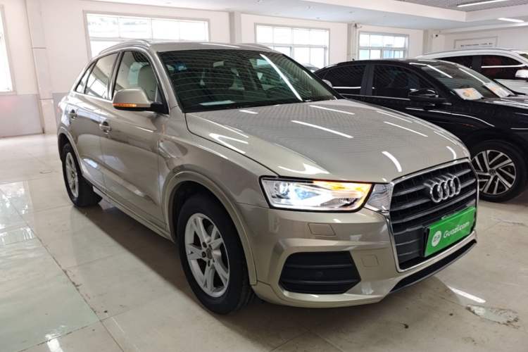 Used Audi Q3 2017 35 TFSI Fashion Model Front Right 45 Deg
