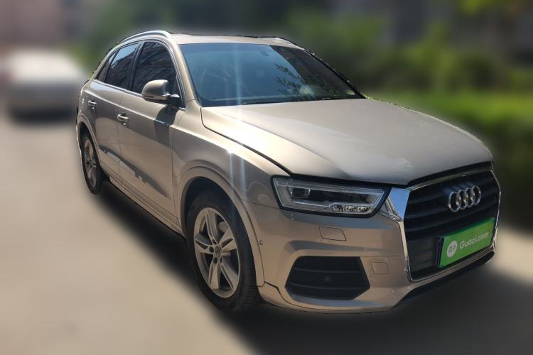 Used Audi Q3 2017 30 TFSI Fashion Model Front Right 45 Deg