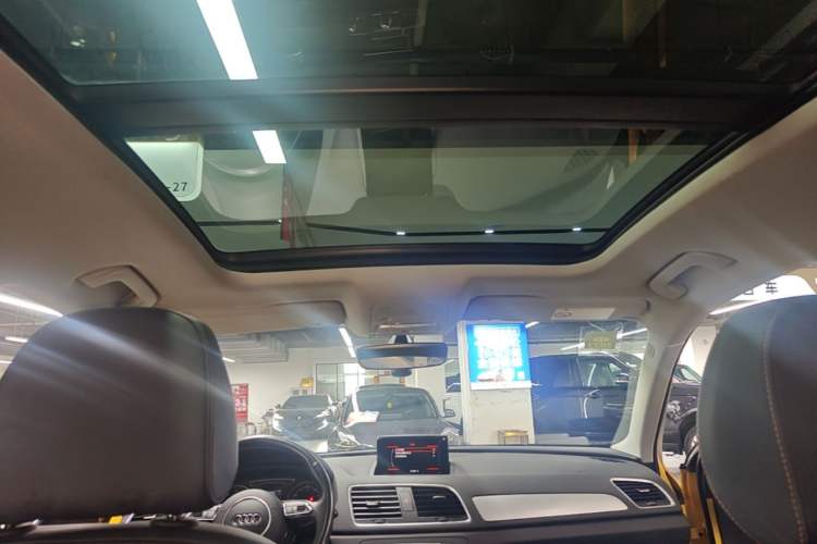Used Audi Q3 2017 35 TFSI Fashion Model Headliner