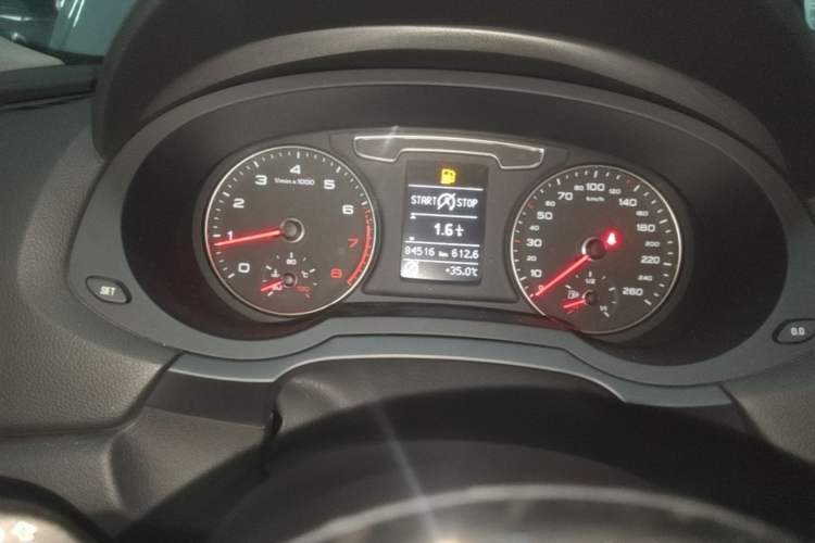 Used Audi Q3 2017 35 TFSI Fashion Model Instrument Cluster