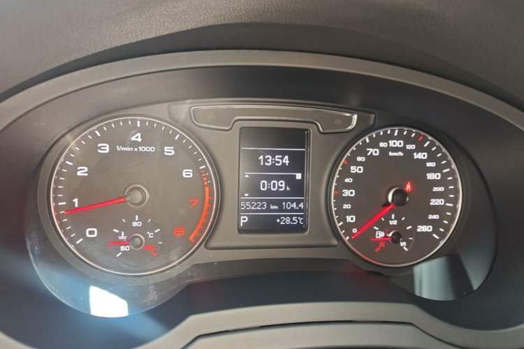 Used Audi Q3 2017 35 TFSI Fashion Model Instrument Cluster