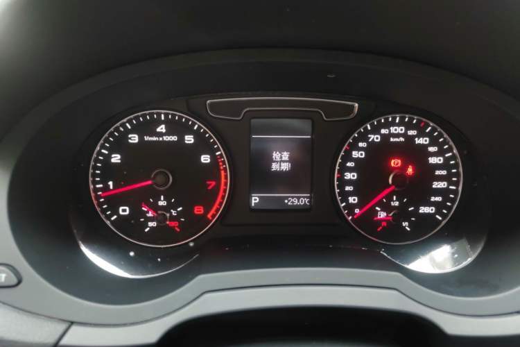 Used Audi Q3 2017 30 TFSI Fashion Model Instrument Cluster