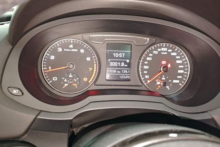 Used Audi Q3 2017 35 TFSI Fashion Model Instrument Cluster