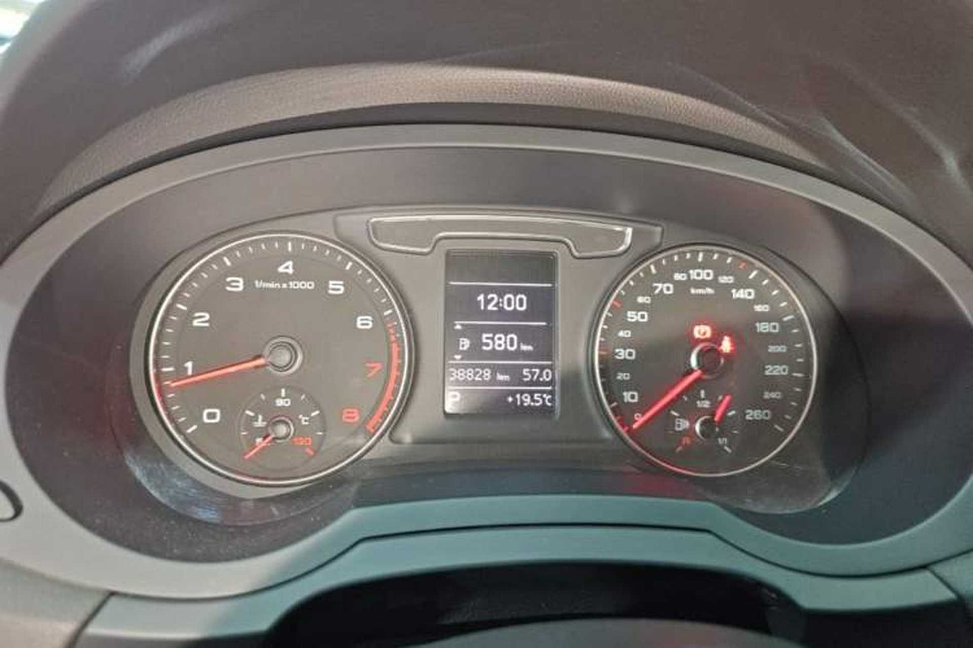Used Audi Q3 2017 30 TFSI Fashion Model Instrument Cluster