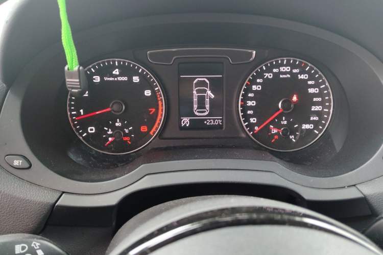 Used Audi Q3 2017 30 TFSI Fashion Model Instrument Cluster
