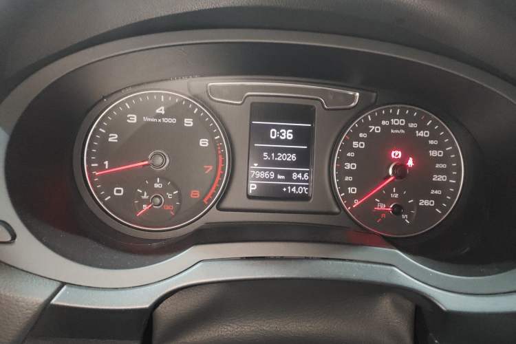 Used Audi Q3 2017 30 TFSI Fashion Model Instrument Cluster