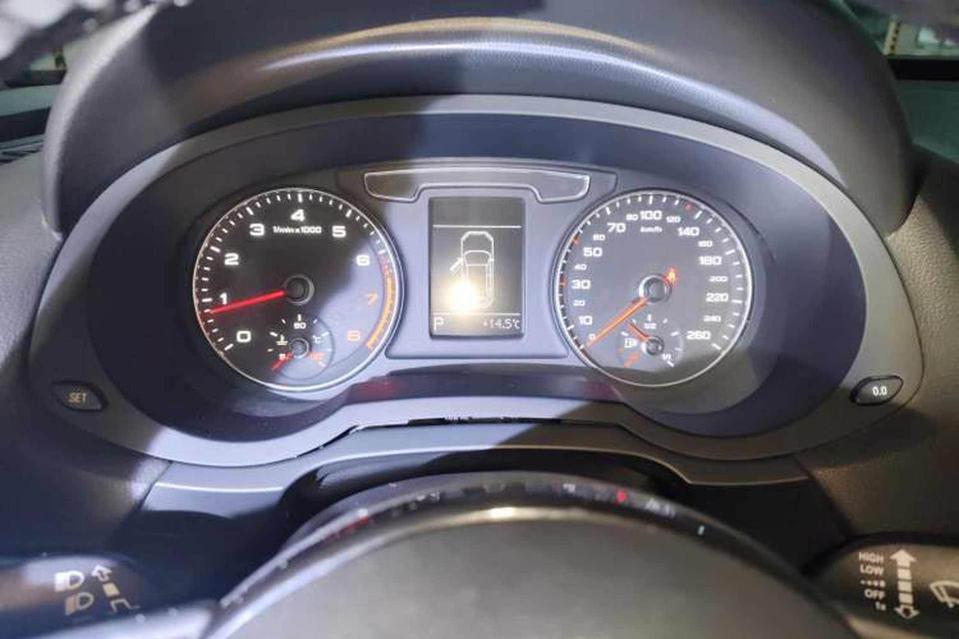 Used Audi Q3 2017 35 TFSI Fashion Model Instrument Cluster