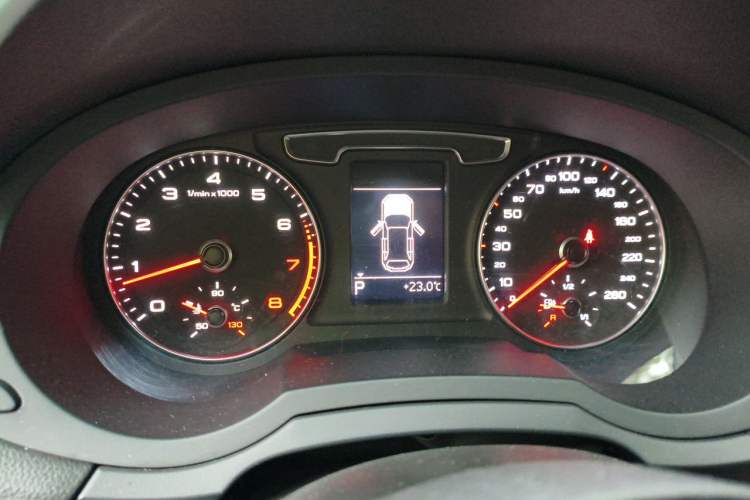 Used Audi Q3 2017 35 TFSI Fashion Model Instrument Cluster