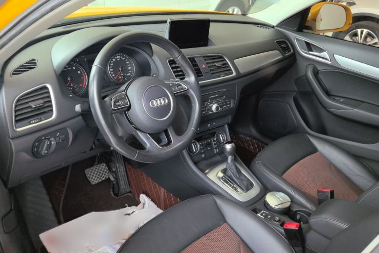 Used Audi Q3 2017 30 TFSI Fashion Model Interior 2