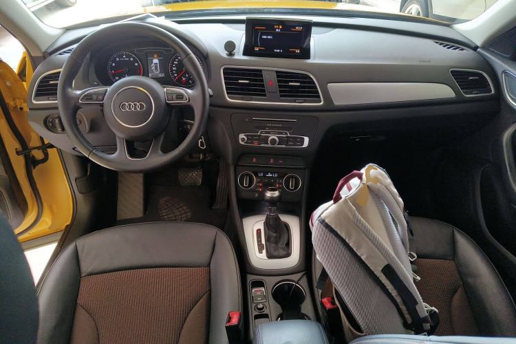 Used Audi Q3 2017 30 TFSI Fashion Model Interior 2
