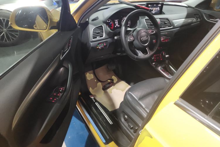 Used Audi Q3 2017 30 TFSI Fashion Model Interior 3