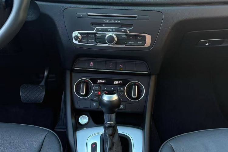 Used Audi Q3 2017 30 TFSI Fashion Model Interior 5