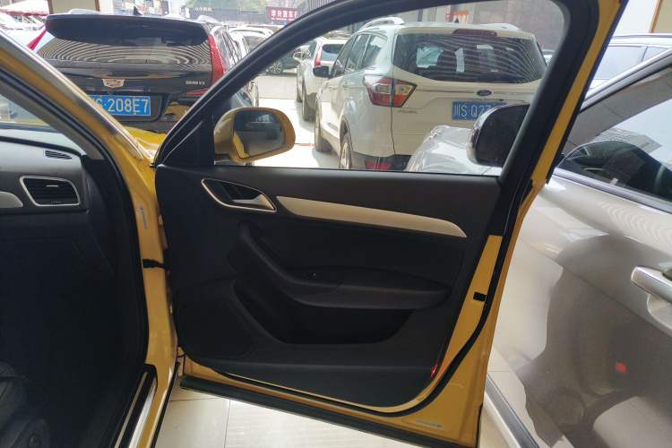 Used Audi Q3 2017 30 TFSI Fashion Model Interior 5