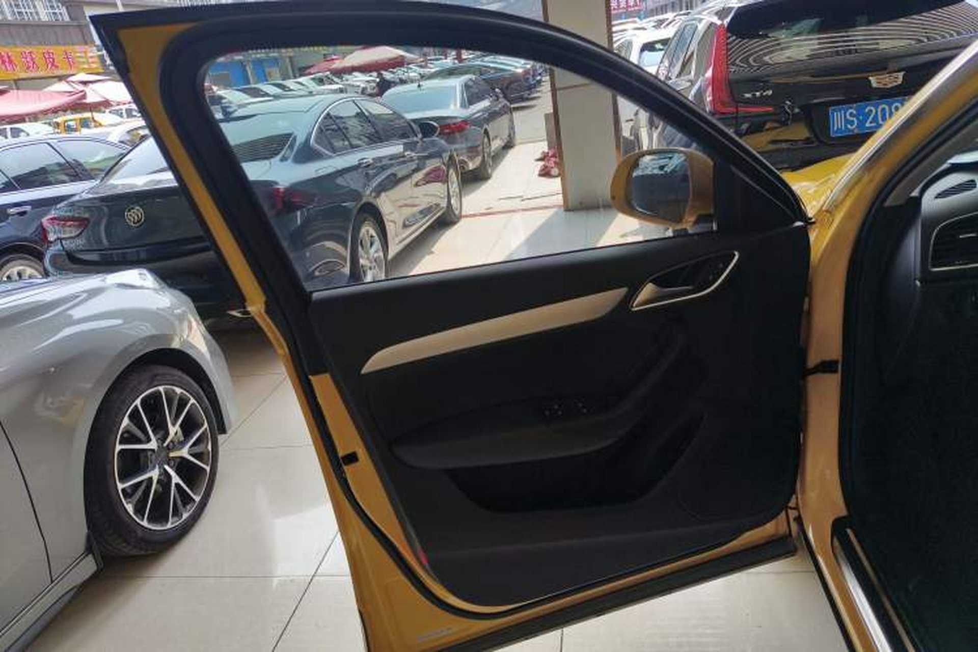 Used Audi Q3 2017 30 TFSI Fashion Model Interior 7
