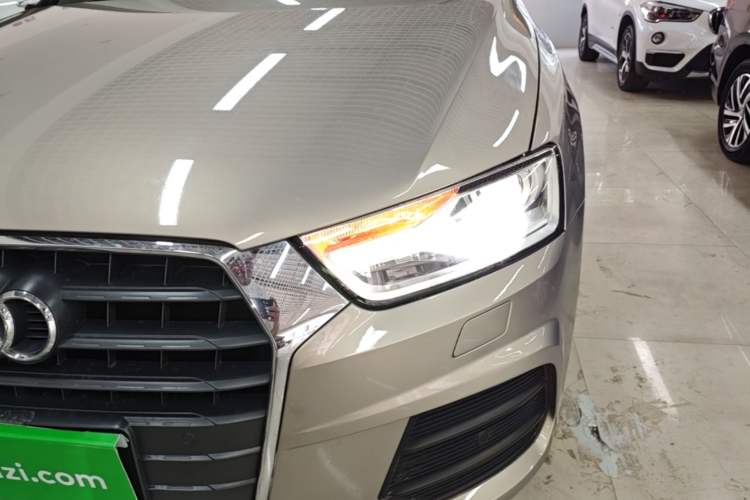 Used Audi Q3 2017 35 TFSI Fashion Model Left Front Headlight