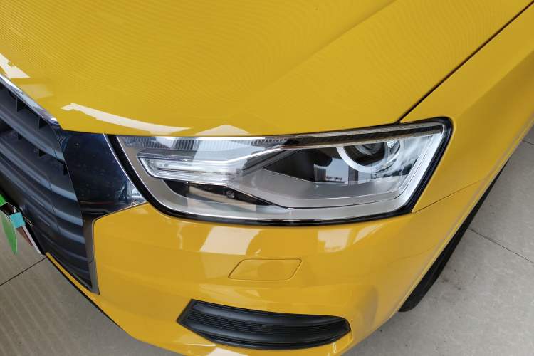 Used Audi Q3 2017 30 TFSI Fashion Model Left Front Headlight