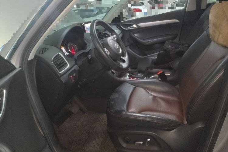 Used Audi Q3 2017 35 TFSI Fashion Model Left Front Seat