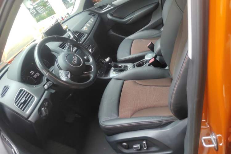 Used Audi Q3 2017 30 TFSI Fashion Model Left Front Seat