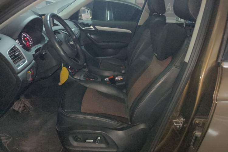 Used Audi Q3 2017 30 TFSI Fashion Model Left Front Seat
