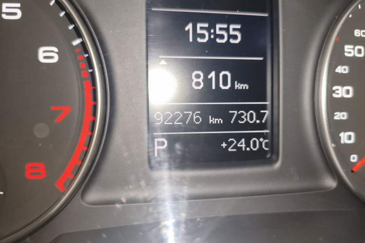 Used Audi Q3 2017 30 TFSI Fashion Model Odometer Close Up