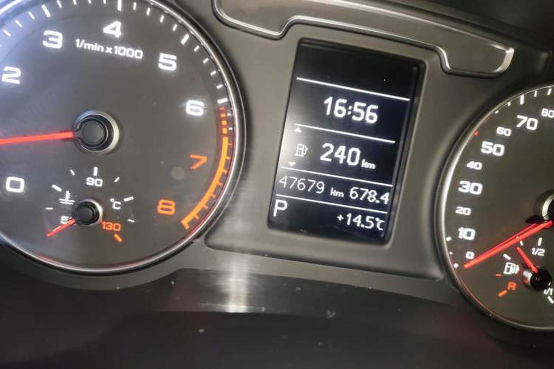 Used Audi Q3 2017 35 TFSI Fashion Model Odometer Close Up