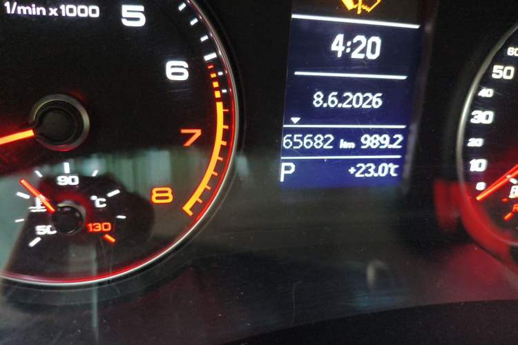 Used Audi Q3 2017 35 TFSI Fashion Model Odometer Close Up