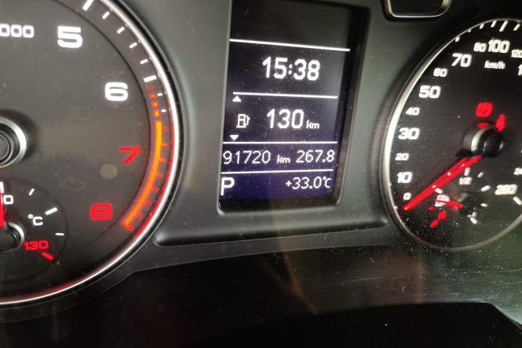 Used Audi Q3 2017 30 TFSI Fashion Model Odometer Close Up