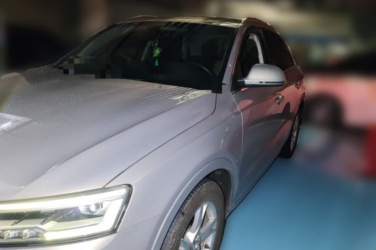 Used Audi Q3 2017 35 TFSI Fashion Model Guazi used car, China used car export, Used car for sale, Used Audi cars, Cheapest cars for sale