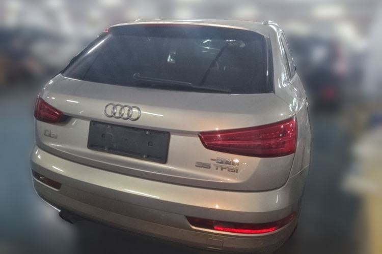 Used Audi Q3 2017 35 TFSI Fashion Model Rear Right 45 Deg
