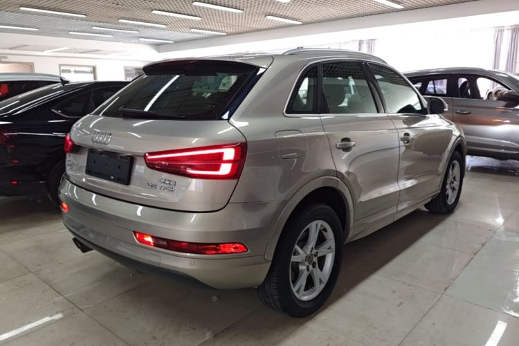 Used Audi Q3 2017 35 TFSI Fashion Model Rear Right 45 Deg