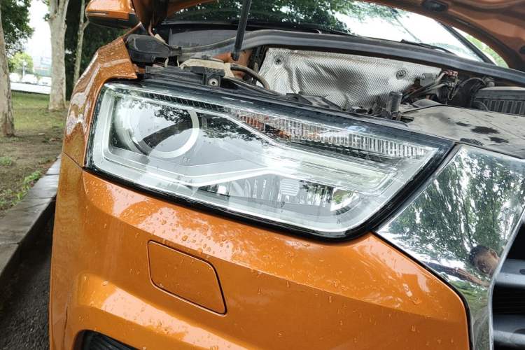 Used Audi Q3 2017 30 TFSI Fashion Model Right Front Headlight