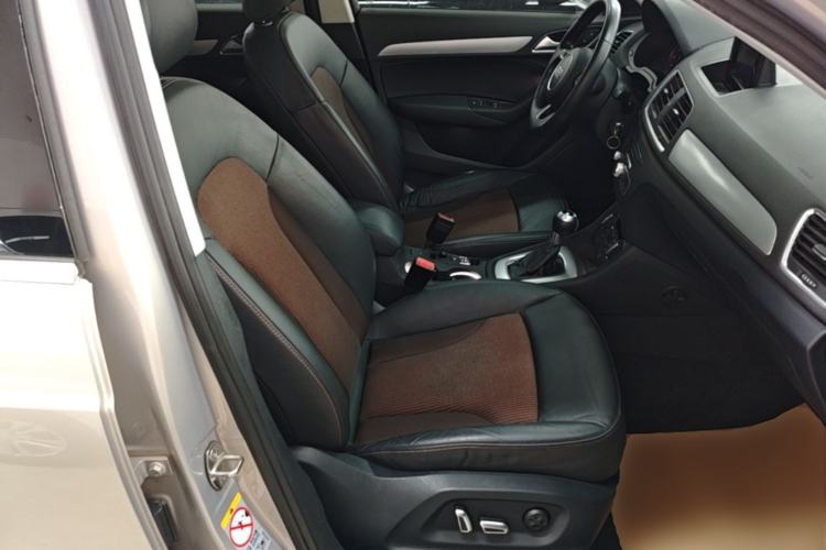 Used Audi Q3 2017 35 TFSI Fashion Model Right Front Seat