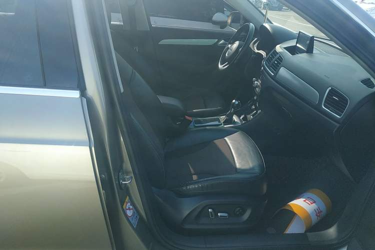Used Audi Q3 2017 35 TFSI Fashion Model Right Front Seat
