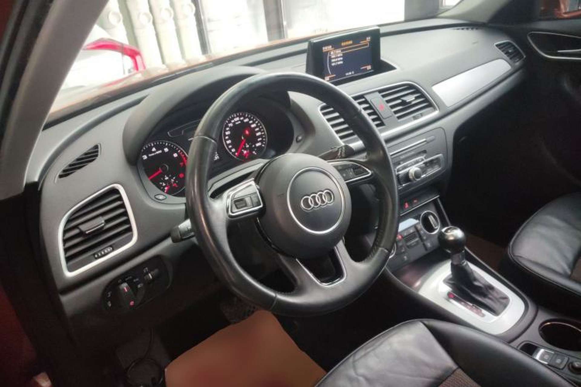 Used Audi Q3 2017 35 TFSI Fashion Model Steering Wheel