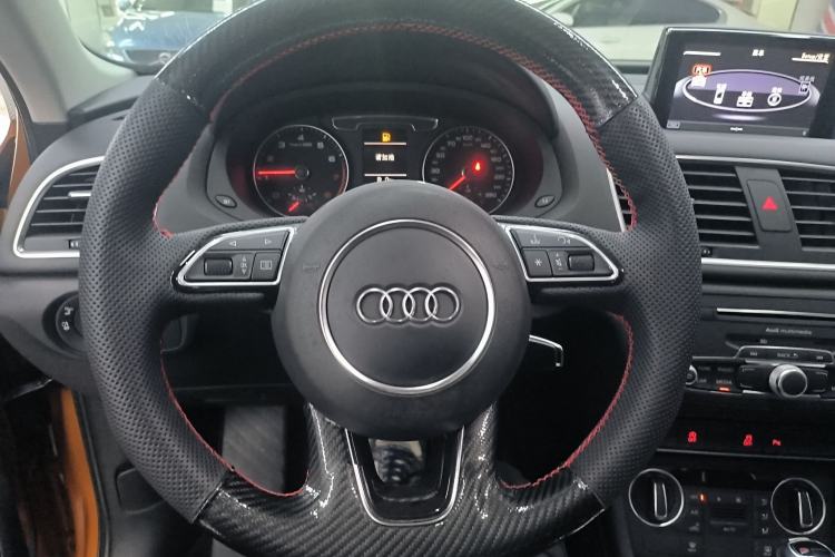 Used Audi Q3 2017 35 TFSI Fashion Model Steering Wheel