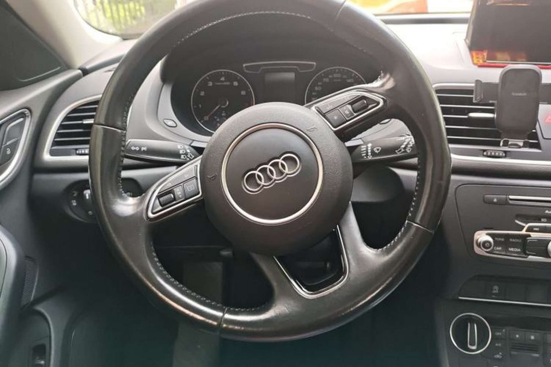 Used Audi Q3 2017 35 TFSI Fashion Model Steering Wheel