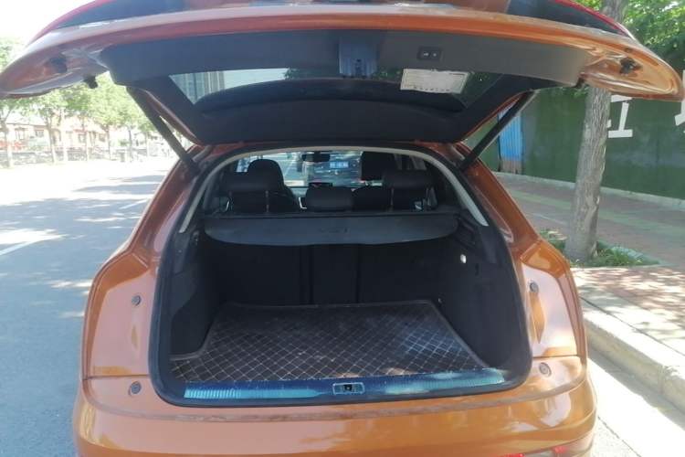 Used Audi Q3 2017 30 TFSI Fashion Model Trunk