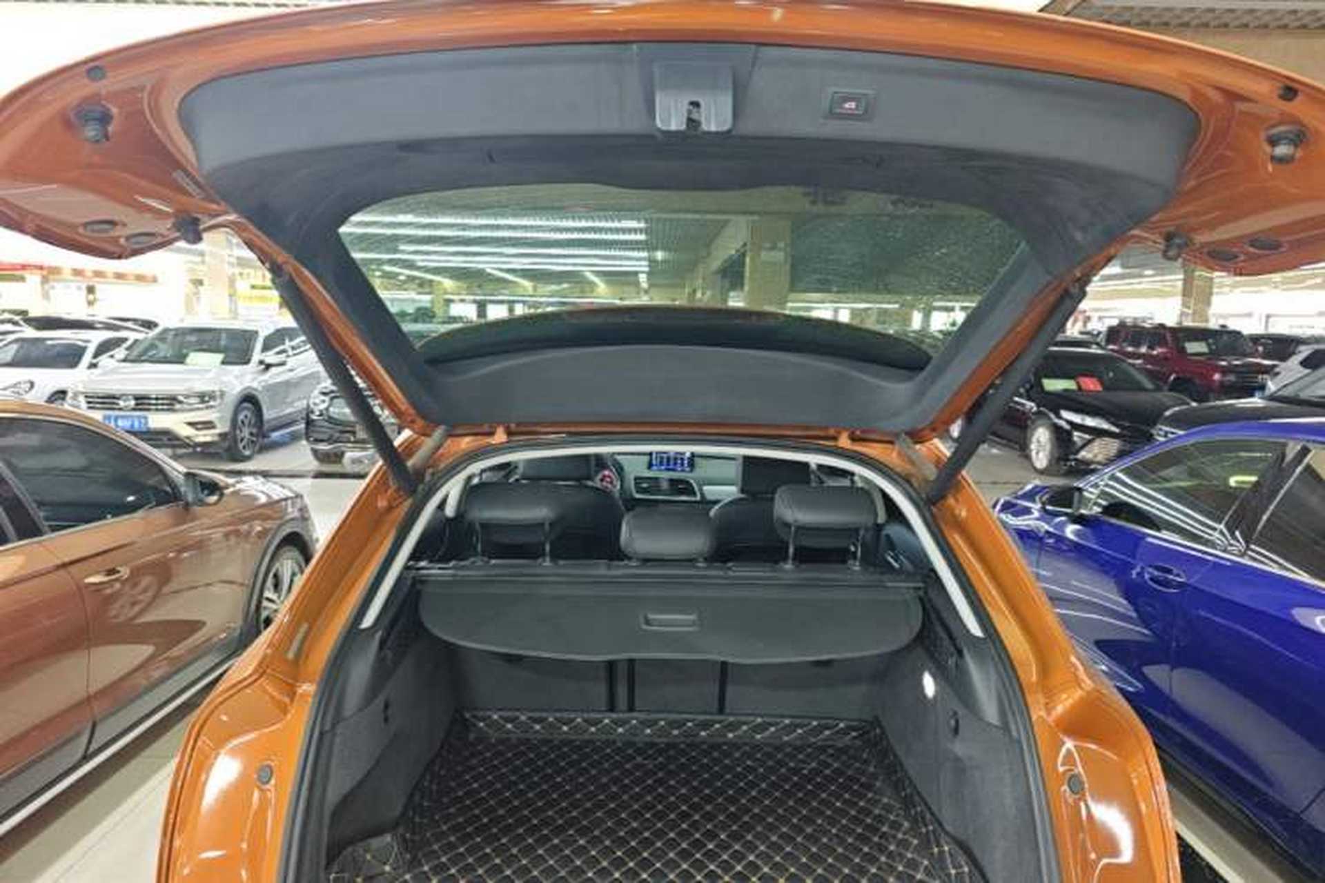 Used Audi Q3 2017 30 TFSI Fashion Model Trunk
