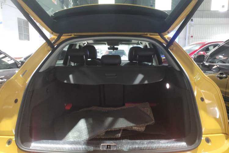 Used Audi Q3 2017 30 TFSI Fashion Model Trunk