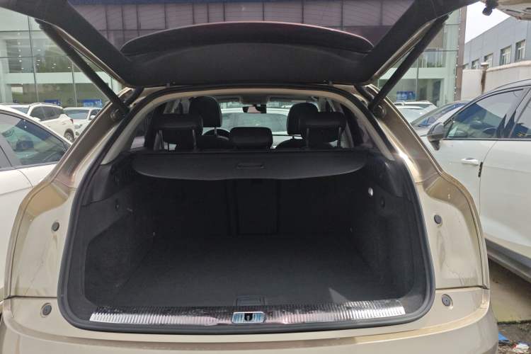 Used Audi Q3 2017 30 TFSI Fashion Model Trunk