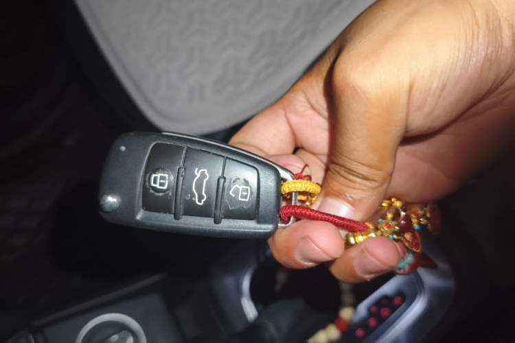 Used Audi Q3 2017 30 TFSI Fashion Model Vehicle Key