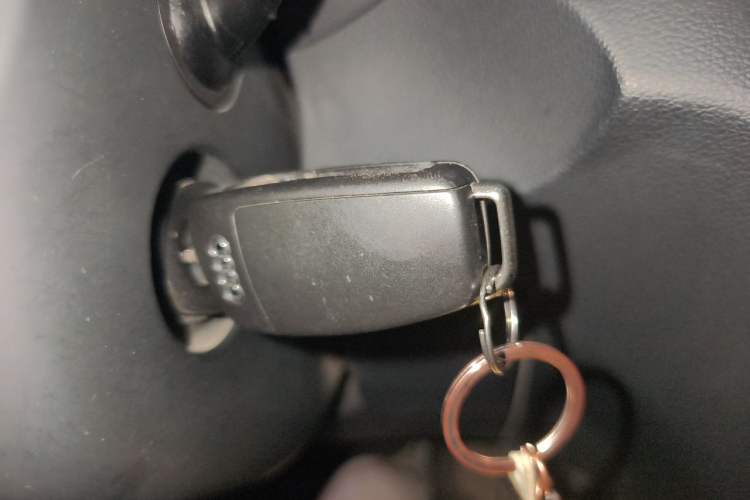 Used Audi Q3 2017 30 TFSI Fashion Model Vehicle Key